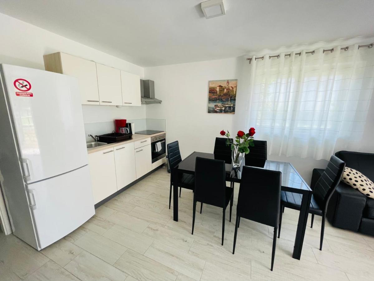Apartment Paulina Τρογκίρ Εξωτερικό φωτογραφία
